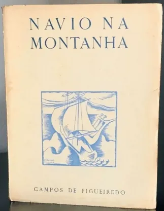 Navio na Montanha