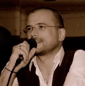 Héctor Baz