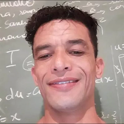 um_-_homem_-_que_-_chora