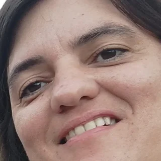Adrienne Savazoni morelato