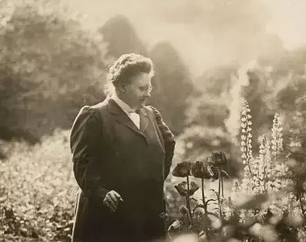 Amy Lowell