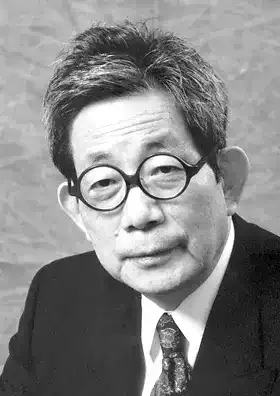 Kenzaburo Oe